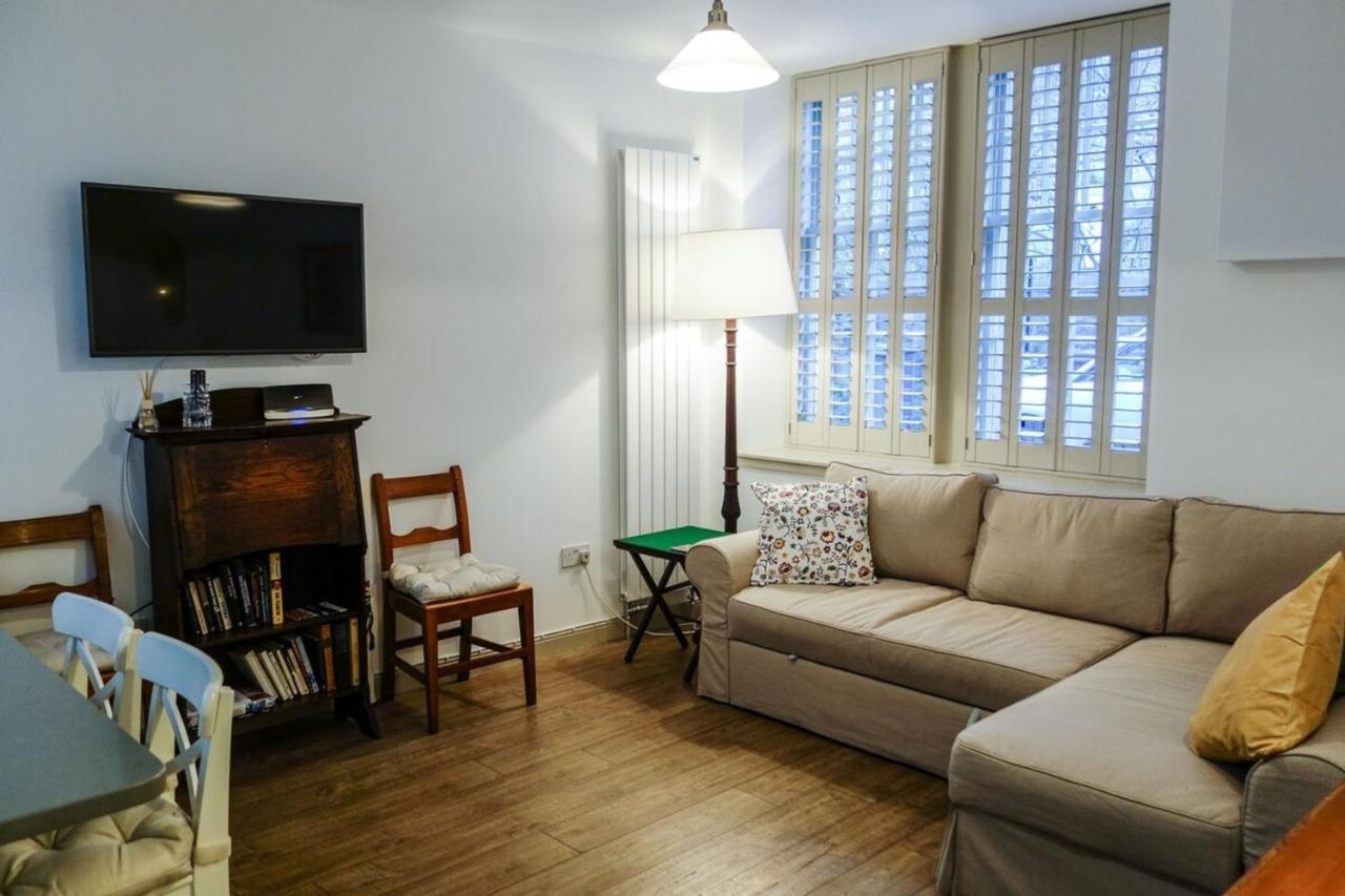 Quiet Ground Floor Mews Flat And Parking Daire Edinburgh Dış mekan fotoğraf